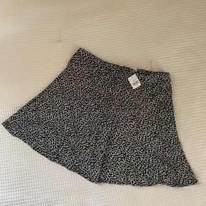 A-Line Mini Skirt - Black & White Floral